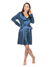 Load image into Gallery viewer, Patchwork Silk Short Robe Ink Blue